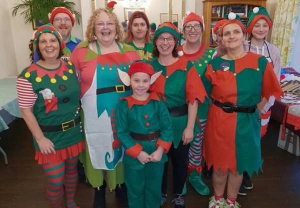 Fundraising elves give dementia charity a boost