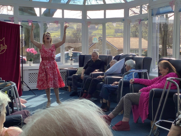 Sing song at Beanlands nursing home 