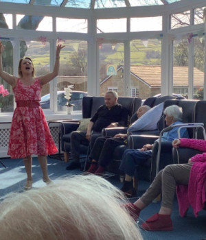 Sing song at Beanlands nursing home 